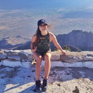 Meet your Posher, Esther