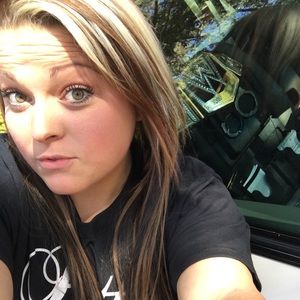 Meet your Posher, Tiffany