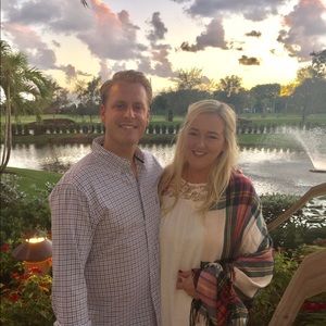 Meet your Posher, Genna