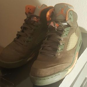 Air Jordan 5 (V) Army Olive/Orange Retro