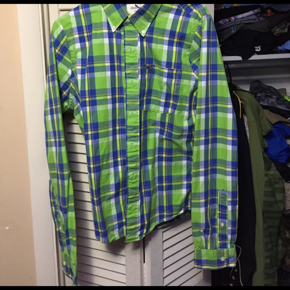 Abercrombie & Fitch button up dress shirt