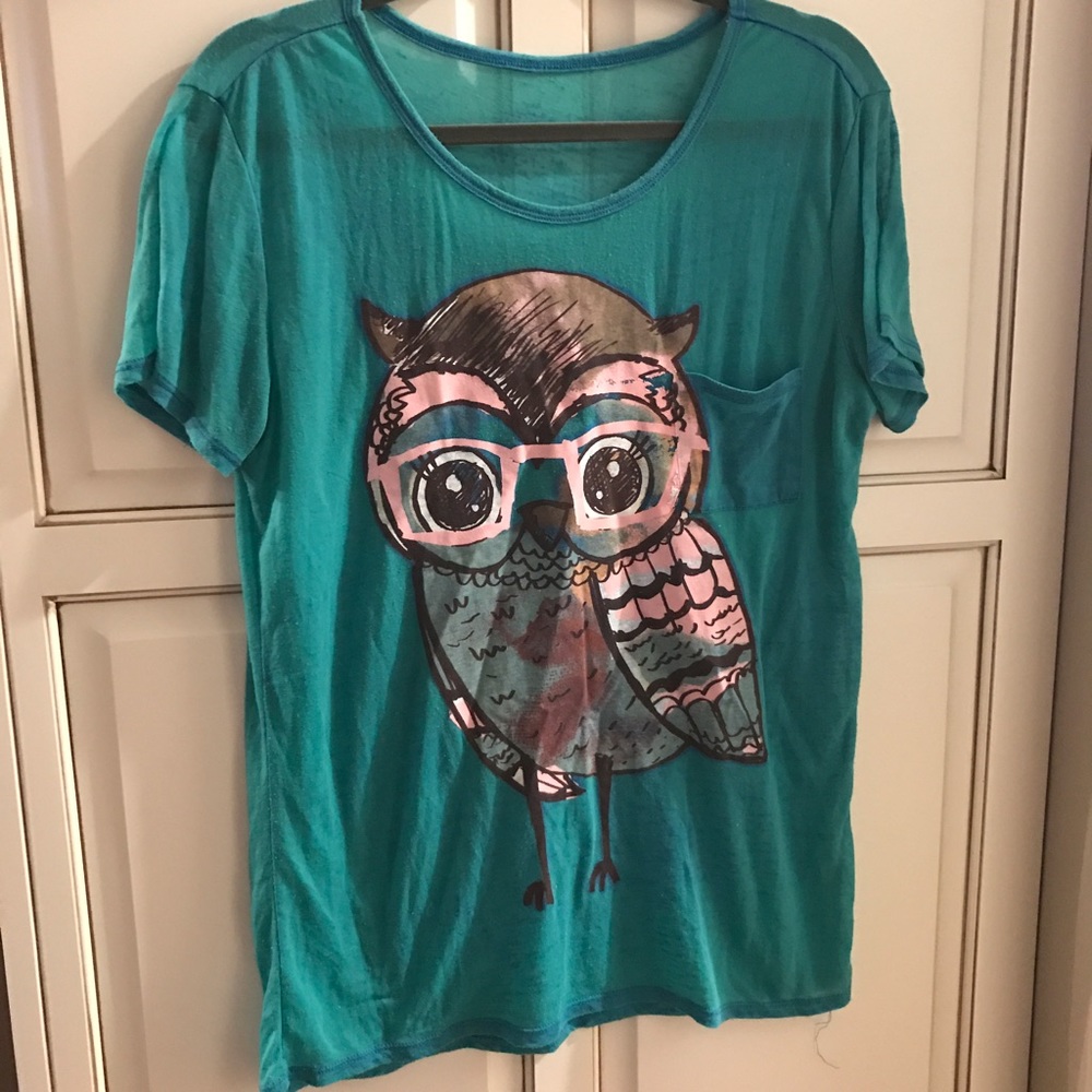 ❤SOLD❤ Owl Graphic Tee