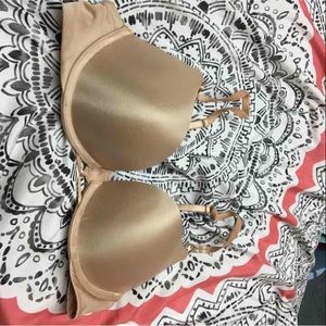 Victoria Secret bombshell bra
