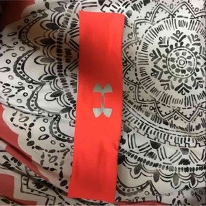 Under Armour head band