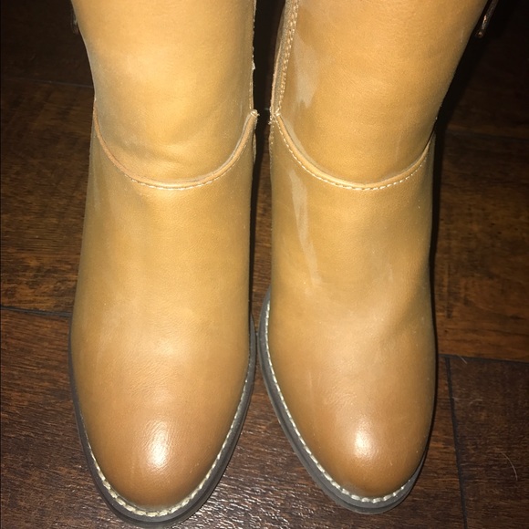 Tan Aldo ankle boots - Picture 2 of 3