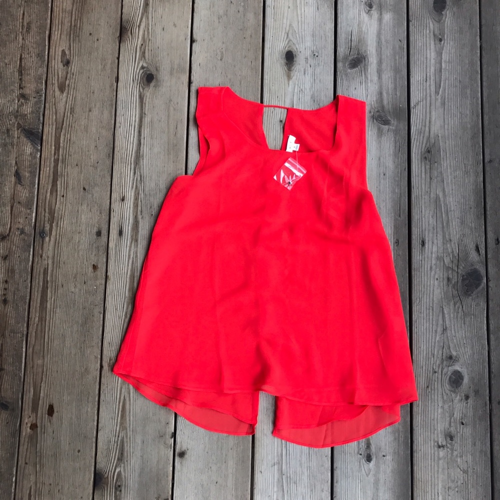 NWOT Statement Piece Red Orange Top