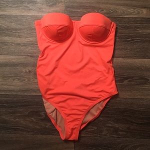 ☀️🌊NWT J Crew One Piece Suit 🦀🐚
