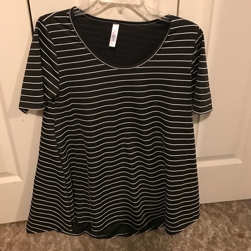 Lularoe perfect T