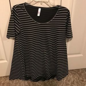 Lularoe perfect T