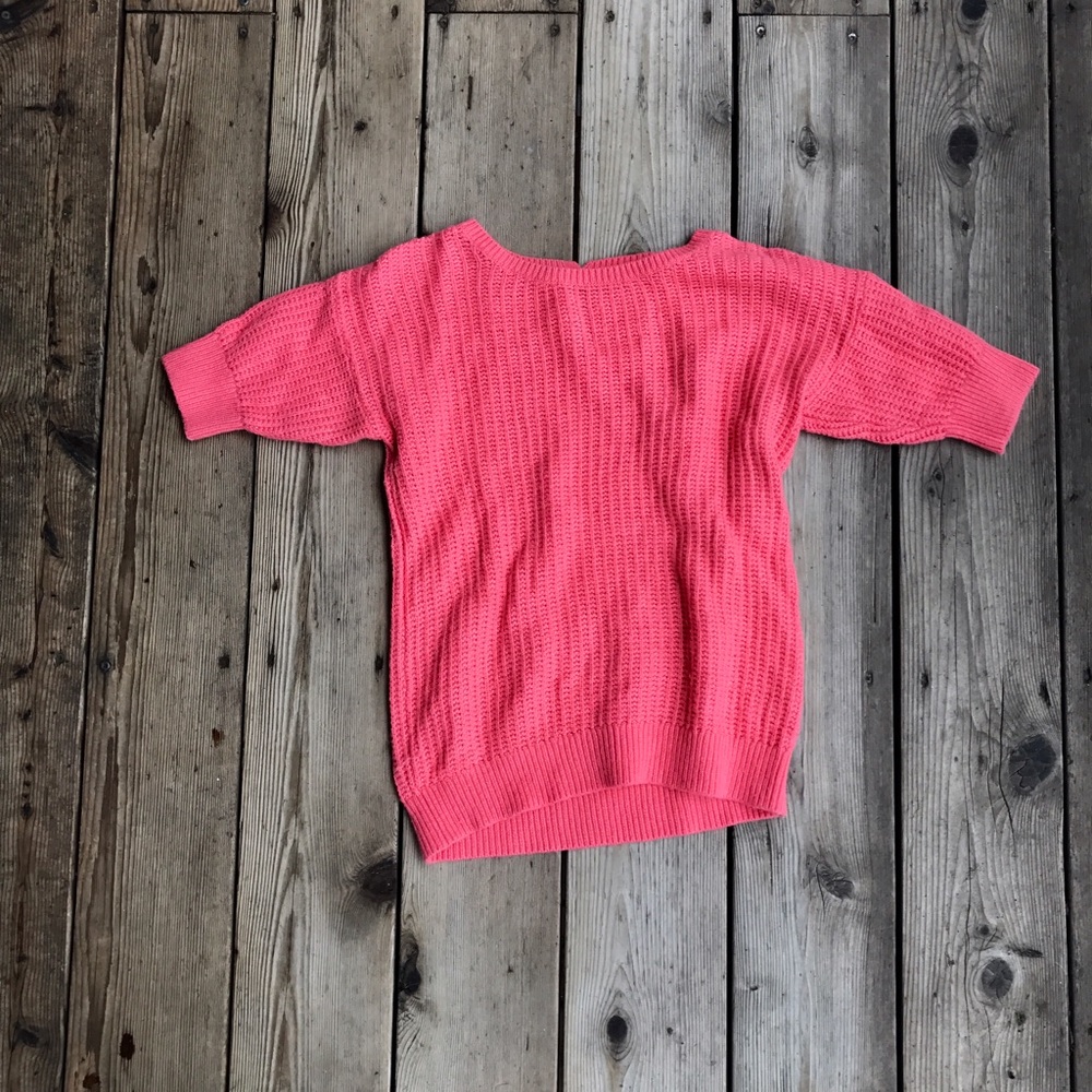 Comfy short sleeved sweater