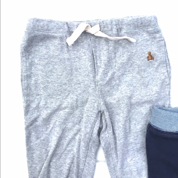 Baby Gap set of two sweat pants - Picture 2 of 4