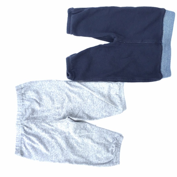 Baby Gap set of two sweat pants - Picture 4 of 4