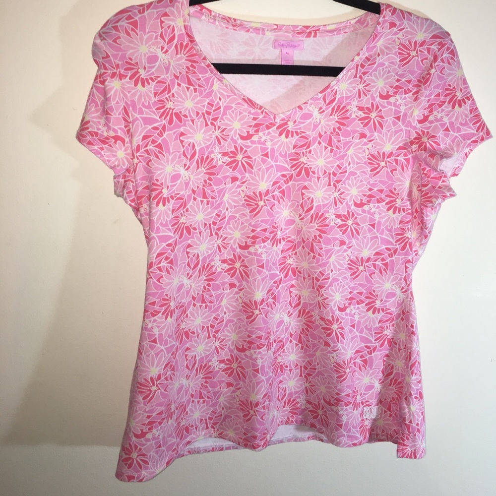 Like new Lily Pulitzer Medium M flower tee