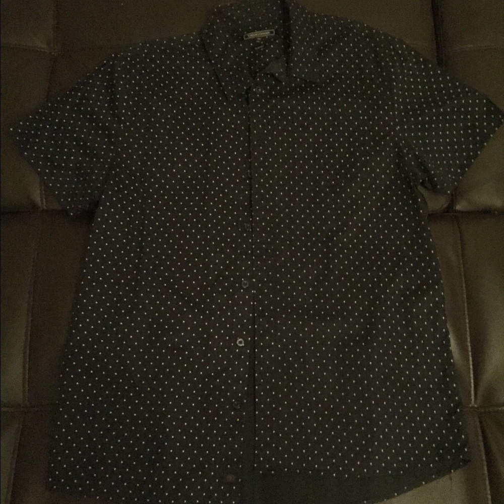 Foreign Exchange button down