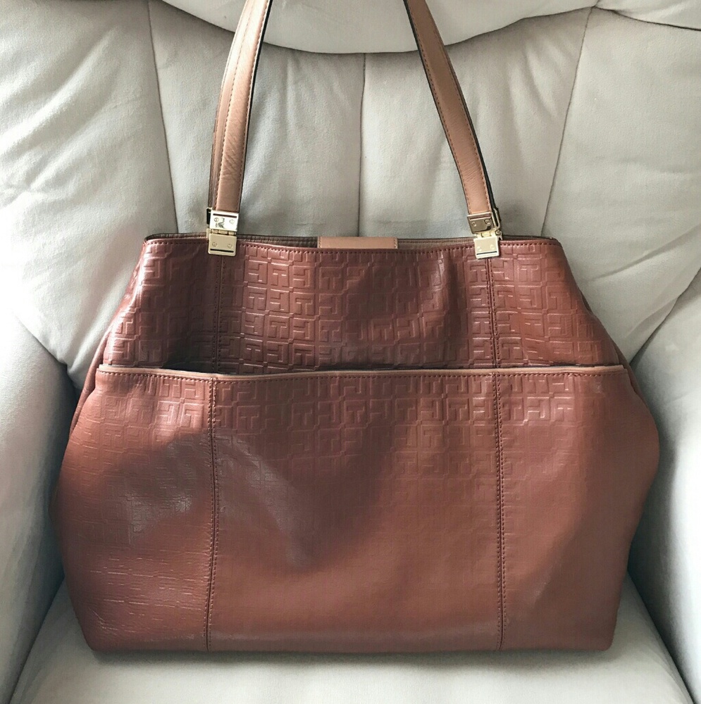 Tommy Hilfiger 100% Brown Leather Purse!!