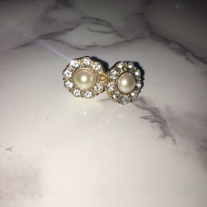 Pearl and diamond earrings