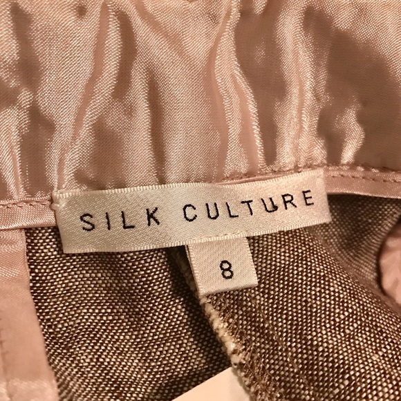 Metallic Linen Set by Silk Culture - Picture 5 of 8