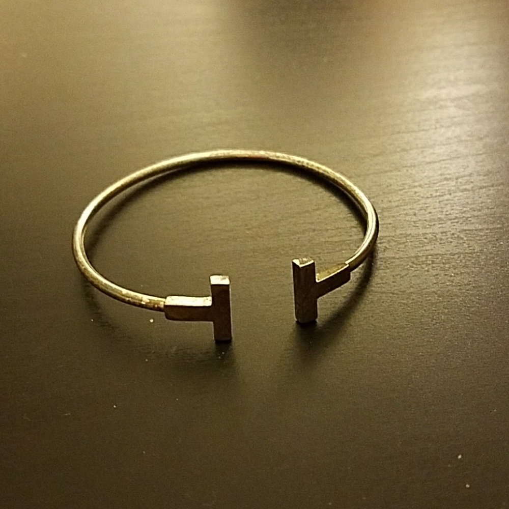 Classy silver bracelet