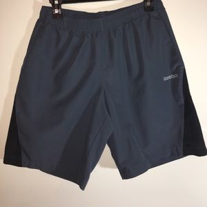 Like New Men's Medium M Reebok shorts