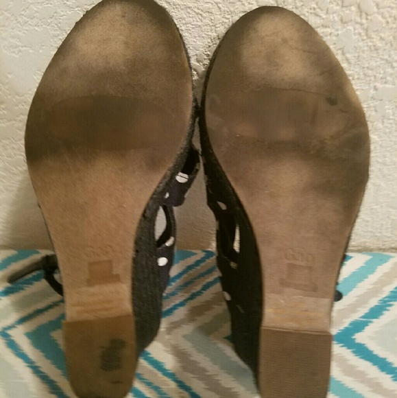 Polka Dot Wedges - Picture 3 of 4