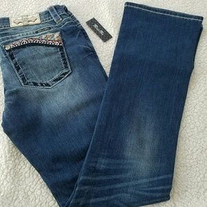 Miss me jeans size 32, inseam 34", Signature Boot