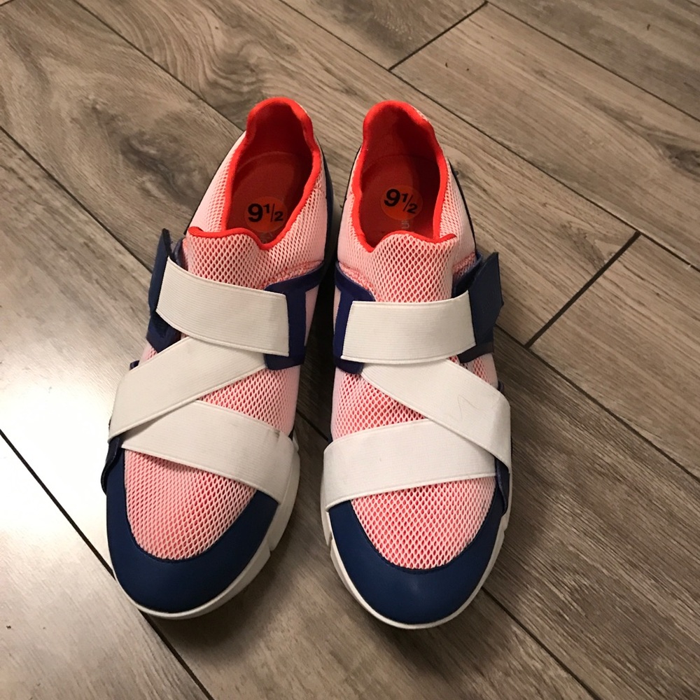 CALVIN Klein Velcro shoes