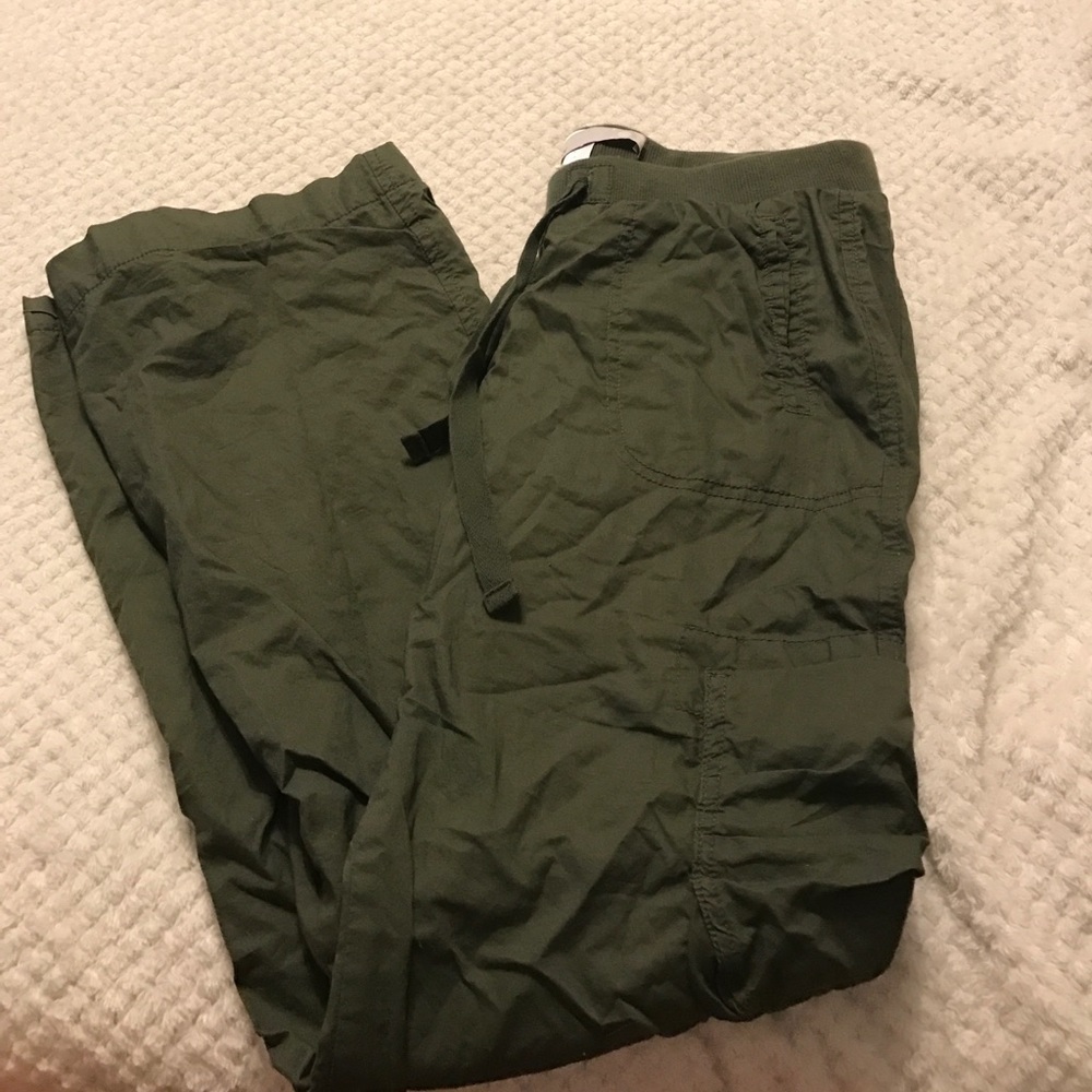 Army green cargo pants
