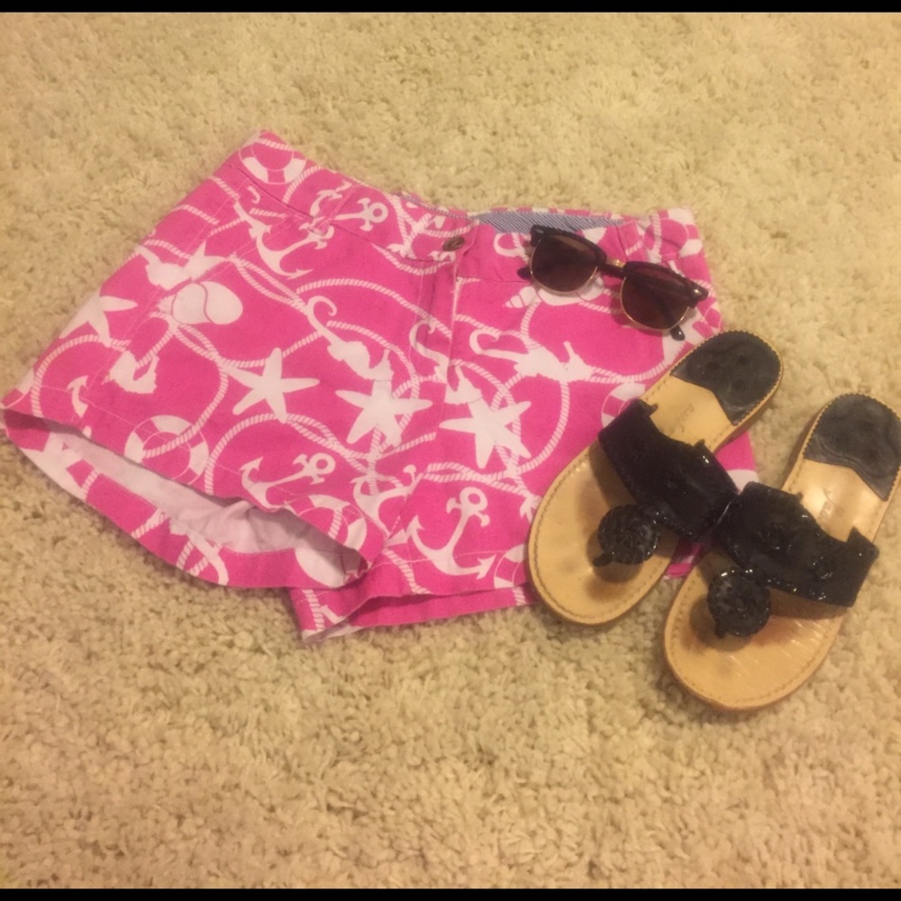 Nautical pink shorts