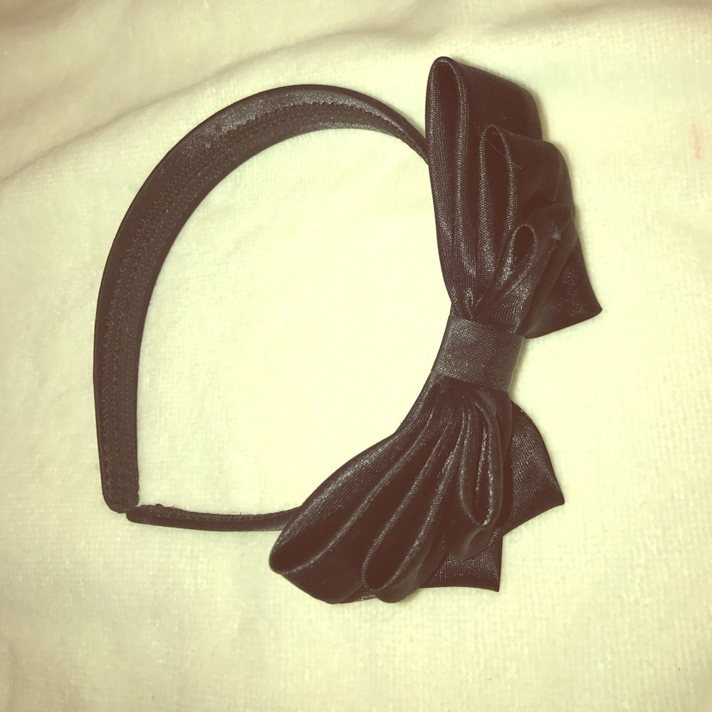 Black Bow Headband
