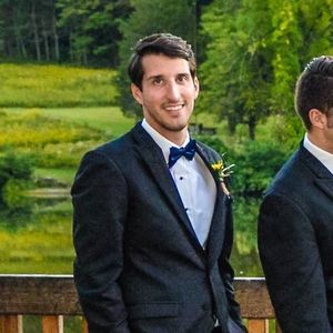 Meet your Posher, Travis