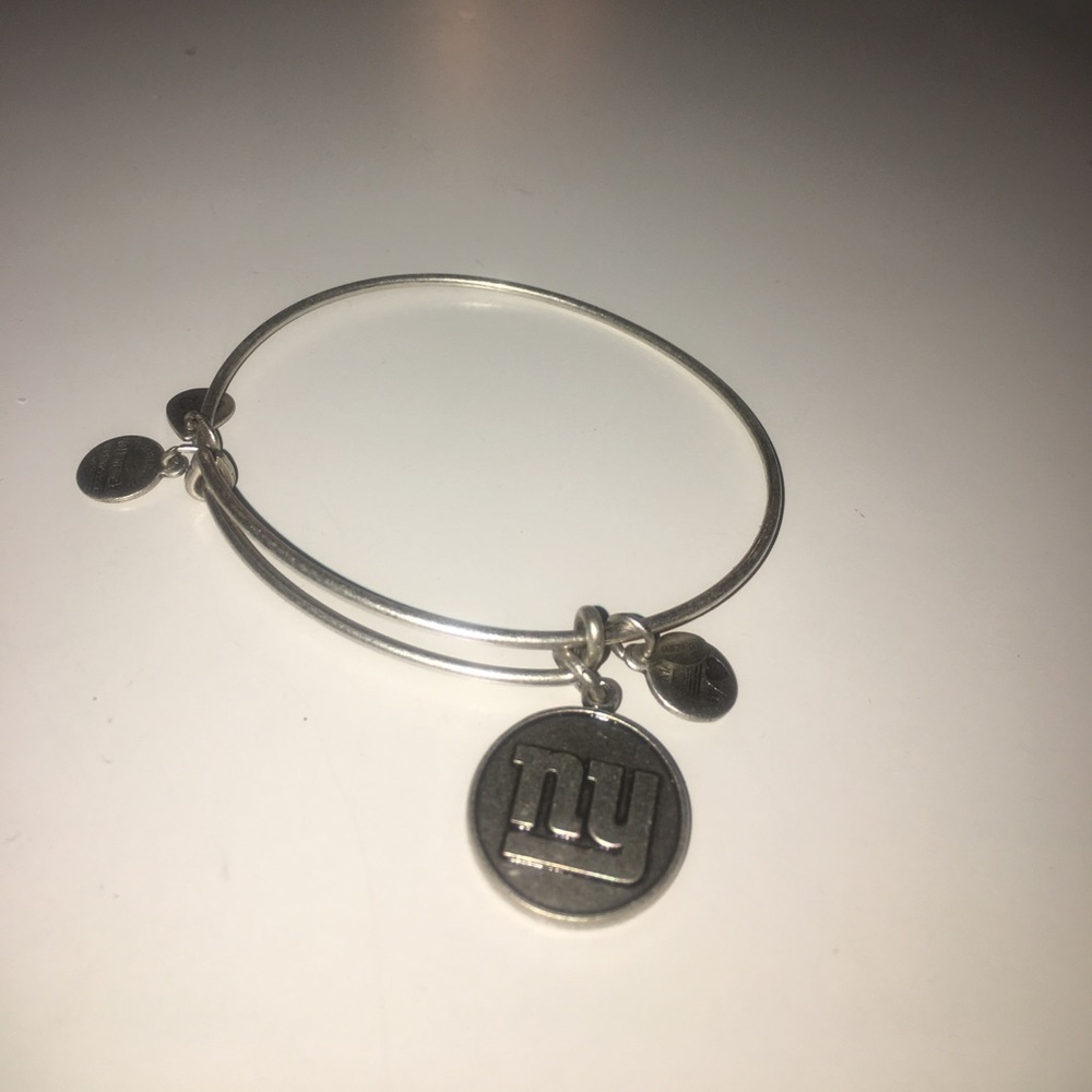 New York Giants Alex & Ani bracelet