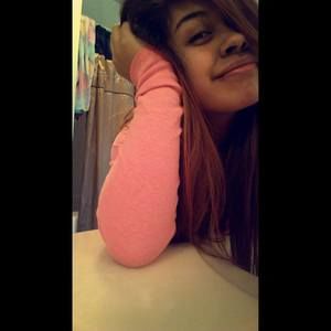 Meet your Posher, Karina julissa