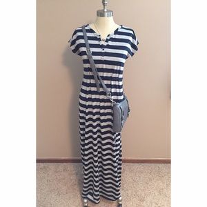 Oh Baby by Motherhood Maternity Maxi Dress Medium