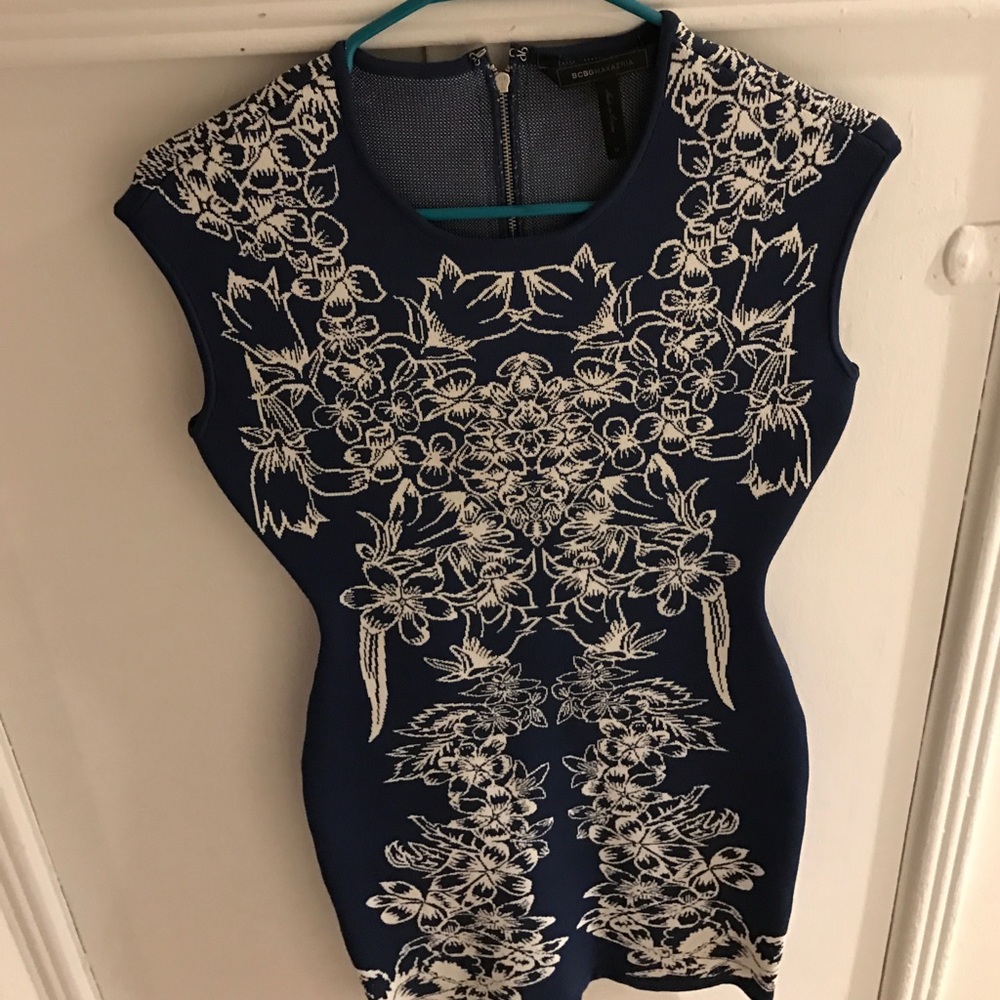Bcbg bodycon floral mini