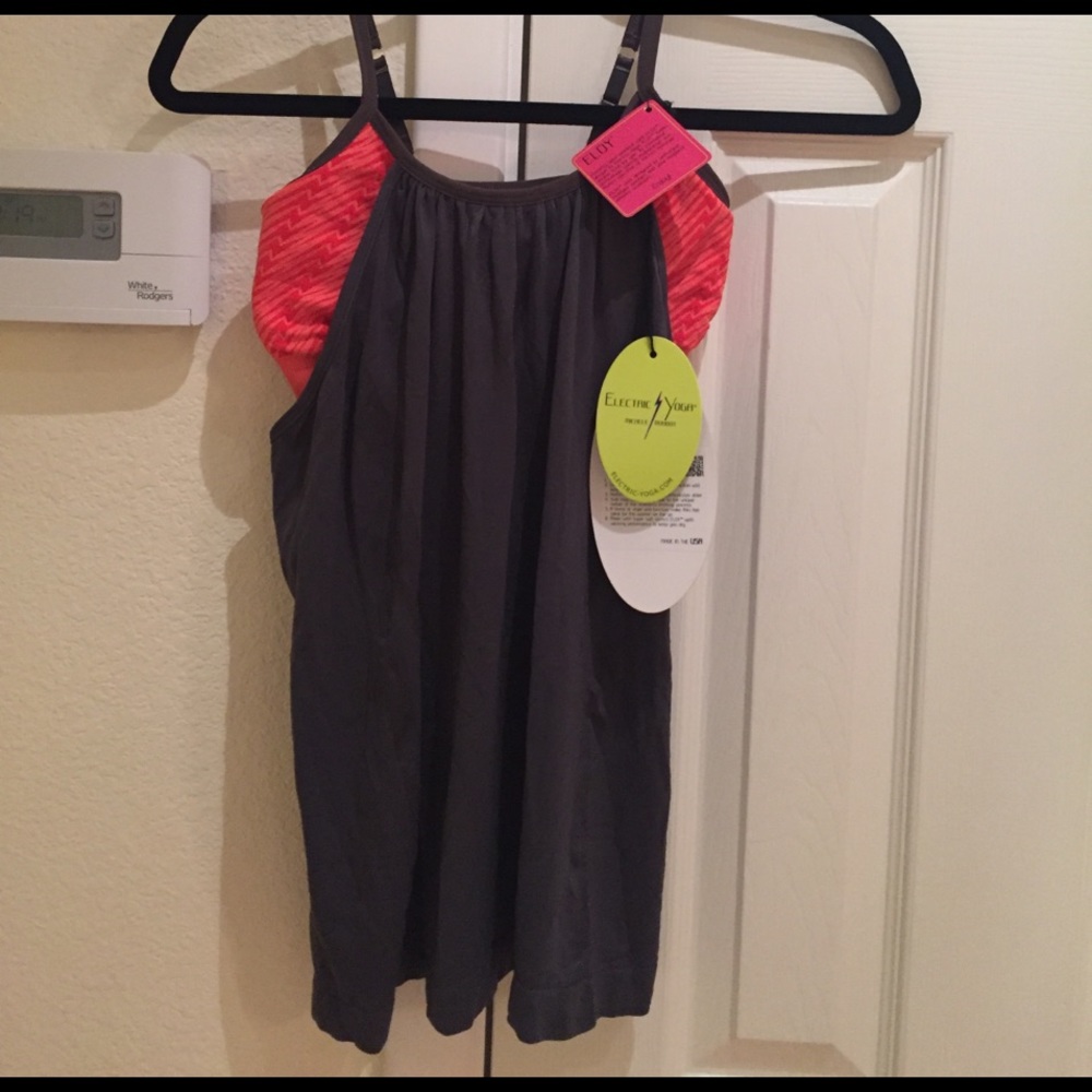 Electric yoga shelf bra + tank