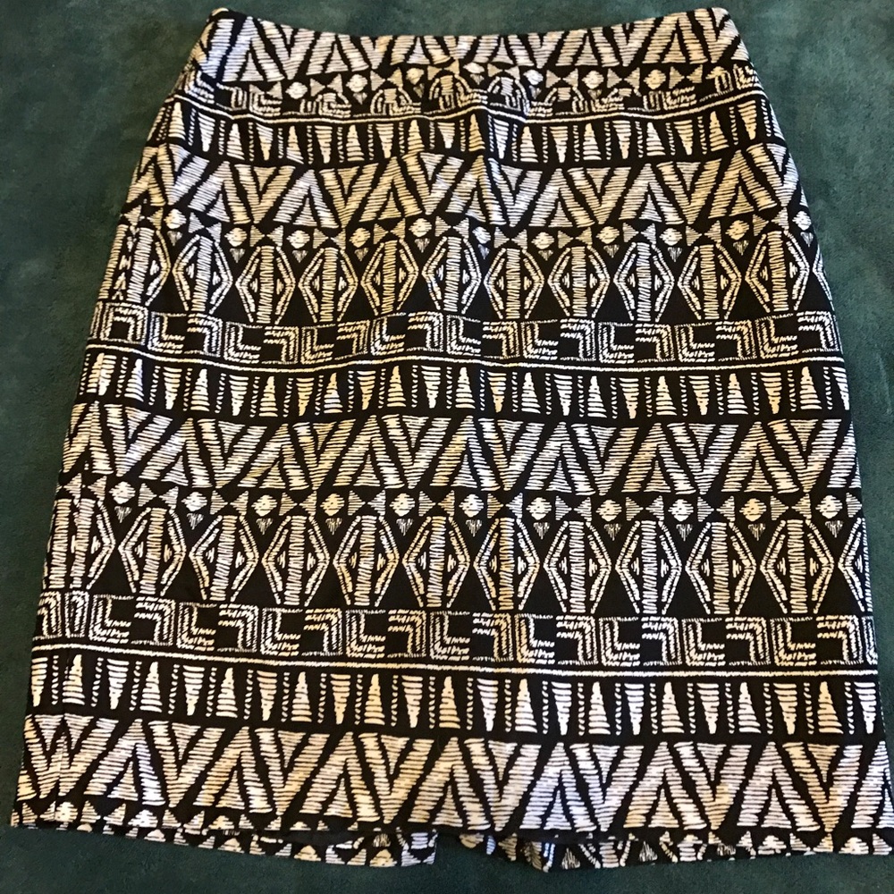 Patterned skirt