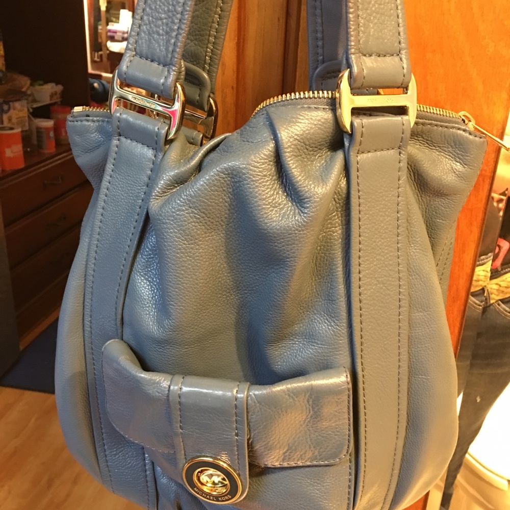 Michael kors leather bag