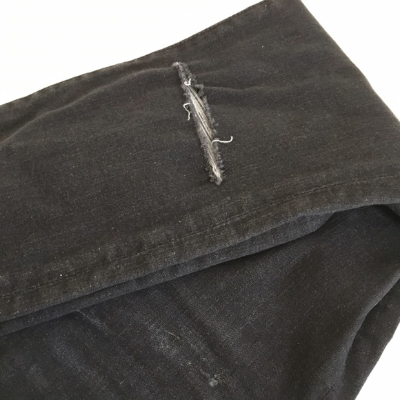Lucky Brand Black Distressed Jeans - Picture 2 of 8