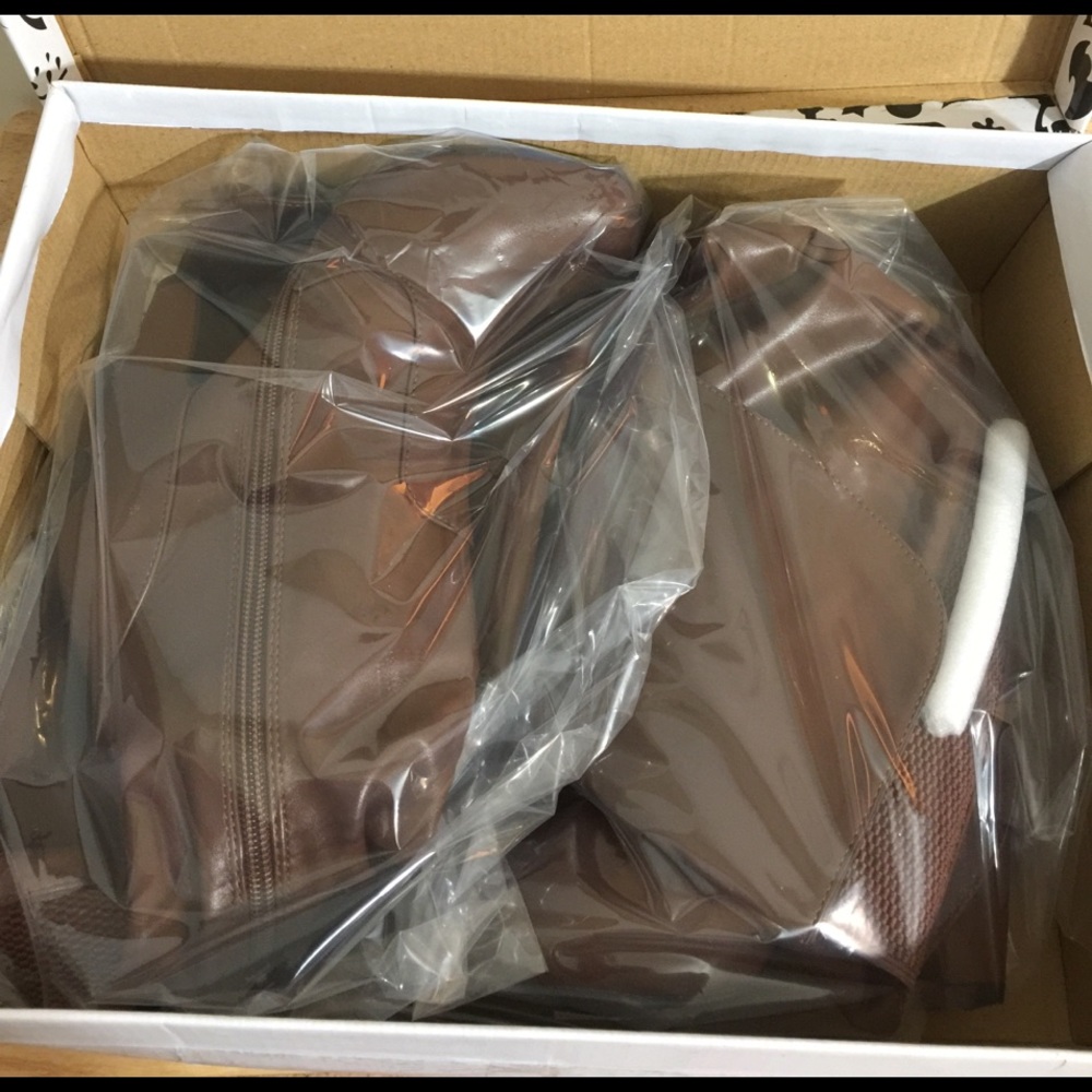 👢NEW! Right On Track Boot👢 - Picture 4 of 8