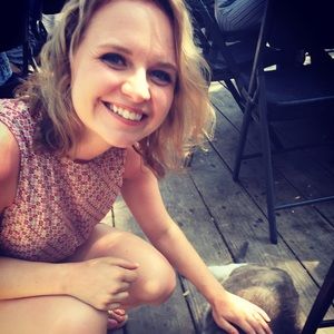 Meet your Posher, Lauren