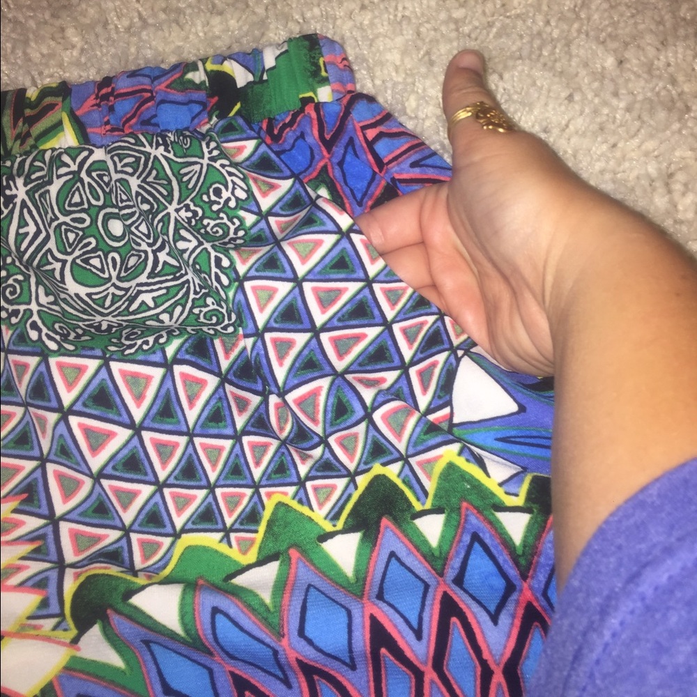 Patterned shorts - Picture 3 of 4