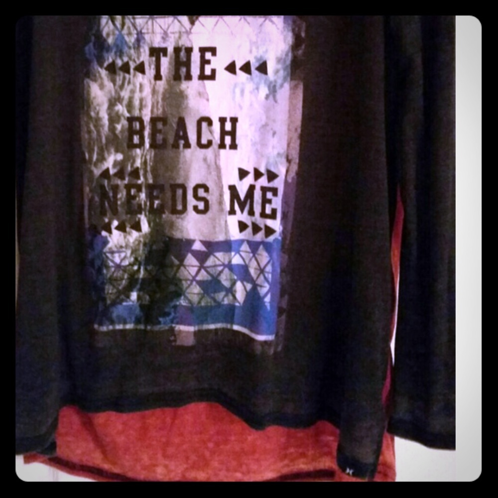 "The Beach Needs Me" Hurley baseball tee XL