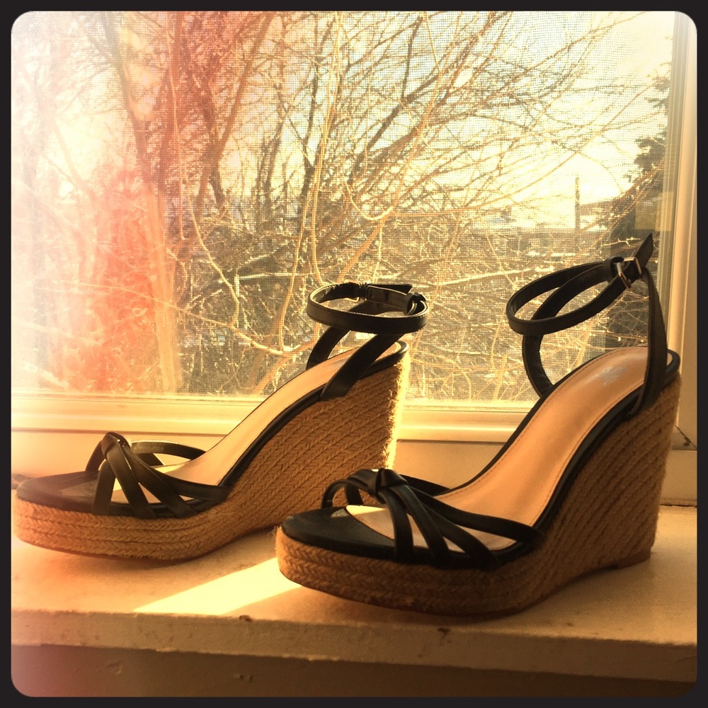Platform wedge espadrilles