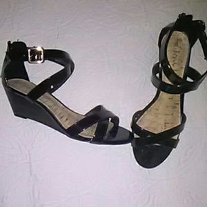 Merona Wedge
