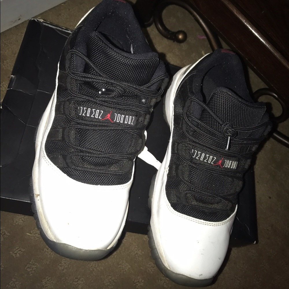 Jordan tuxedos 11s