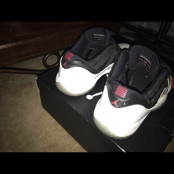 Jordan tuxedos 11s - Picture 3 of 3