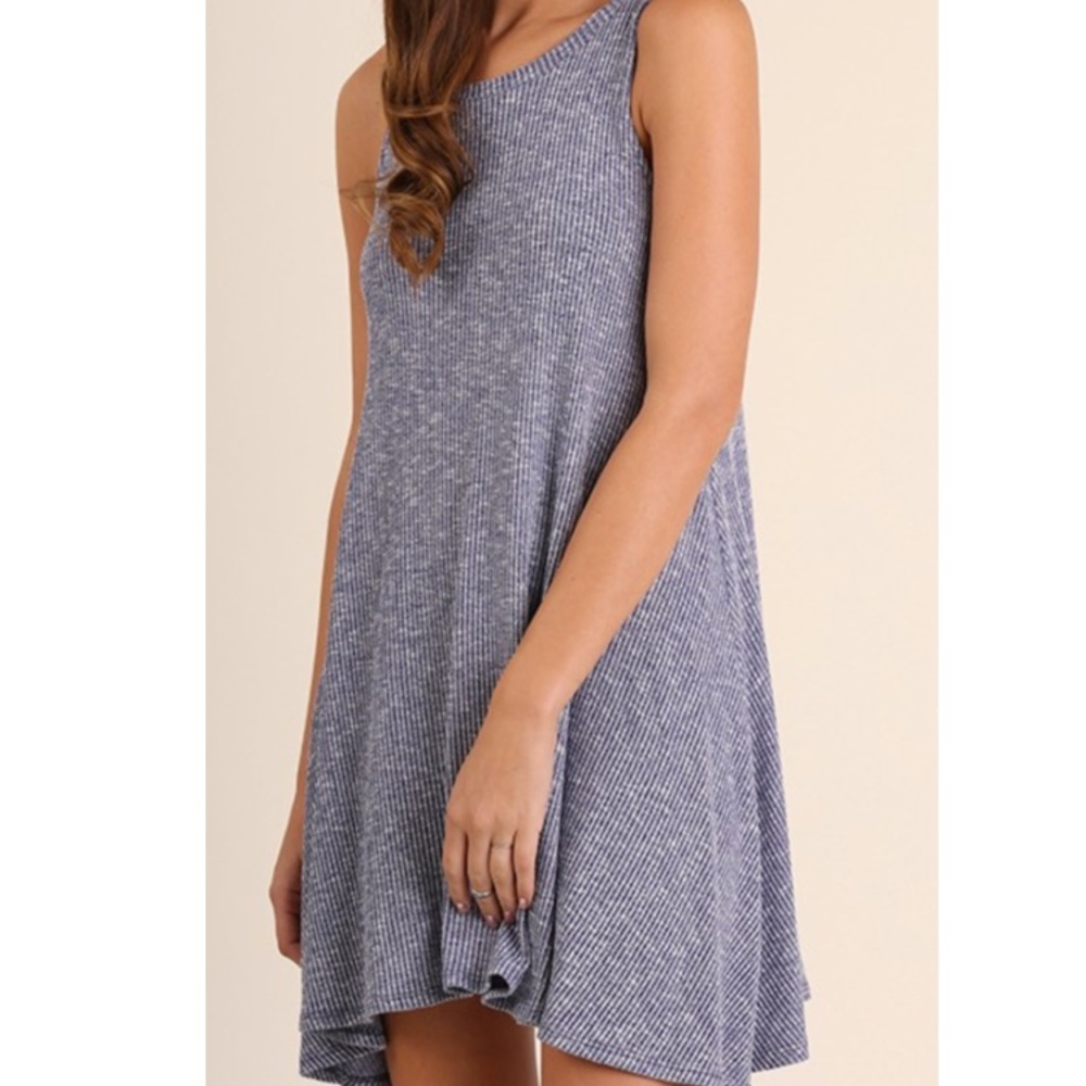 🇺🇸blue sleeveless knit A Line dress. Made USA