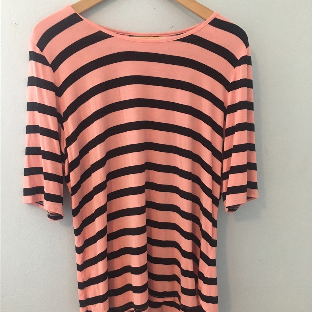 🌺SPRING TOP SALE 🌺Pink and Black Striped Top