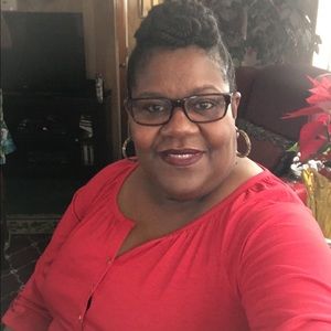 Meet your Posher, Ludessa