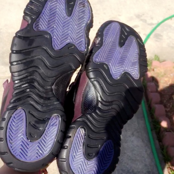 Custom burgundy 11 concord lows - Picture 3 of 4